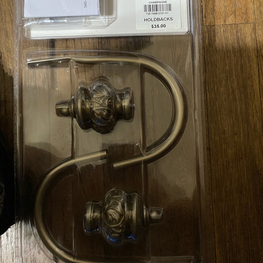 Chris Madden Decorative Holdbacks Set - Picture 2 of 3